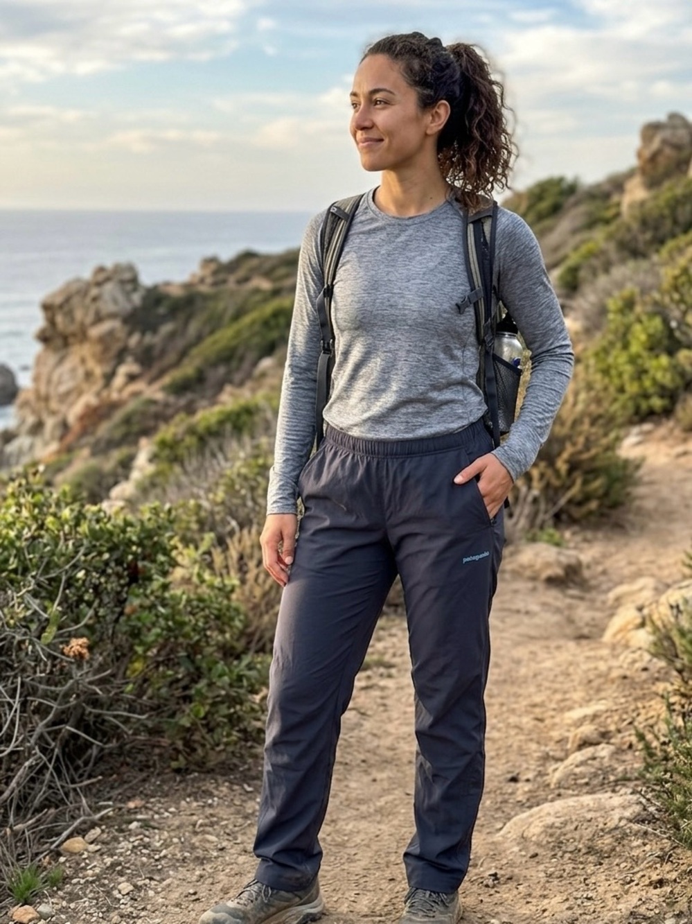 Patagonia Women's Dark Gray Outdoor Hiking Pants Size Large